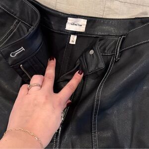Wilfred / Aritzia faux leather white stitch pants / size 0